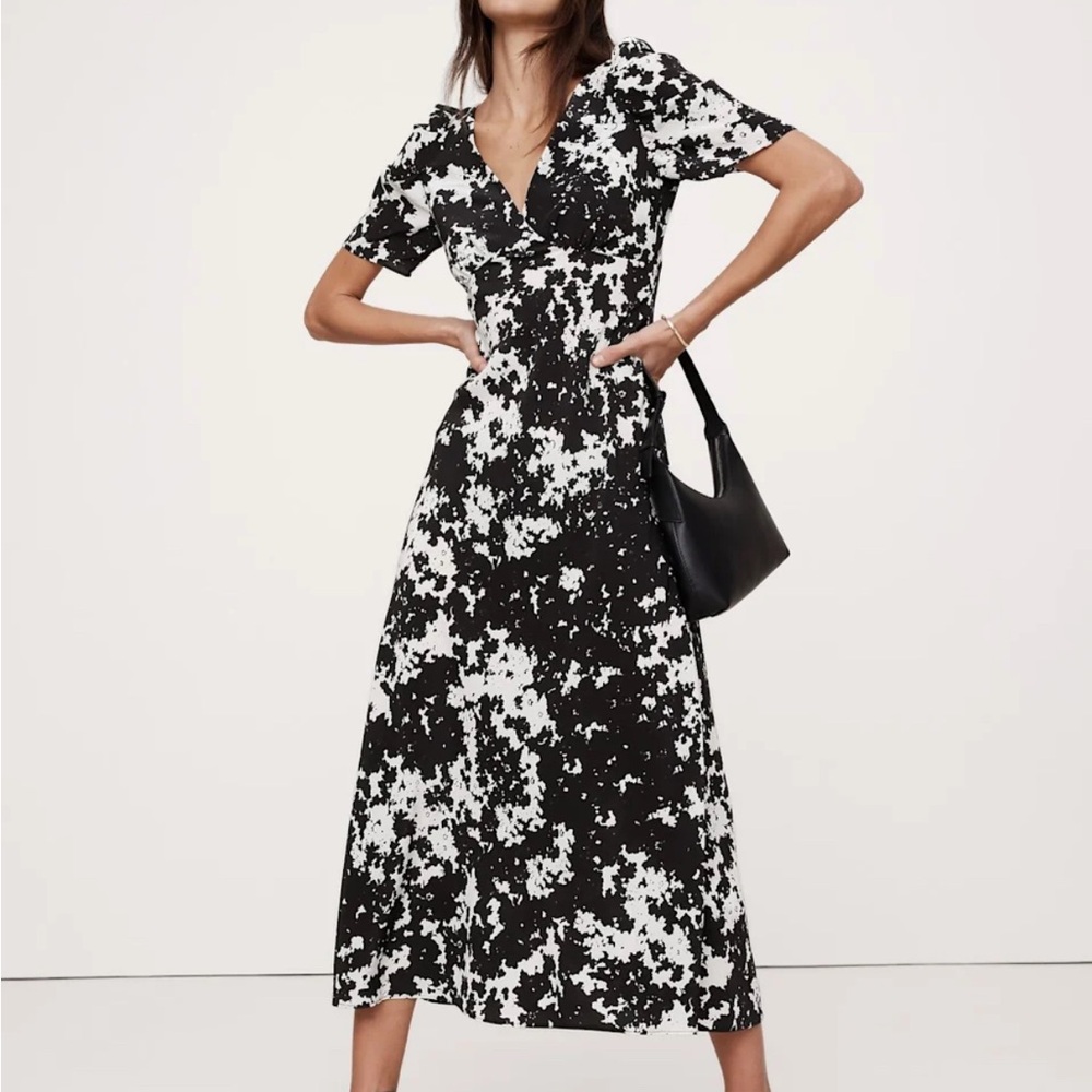 Banana Republic Matte Silk Maxi Black and White Floral Dress